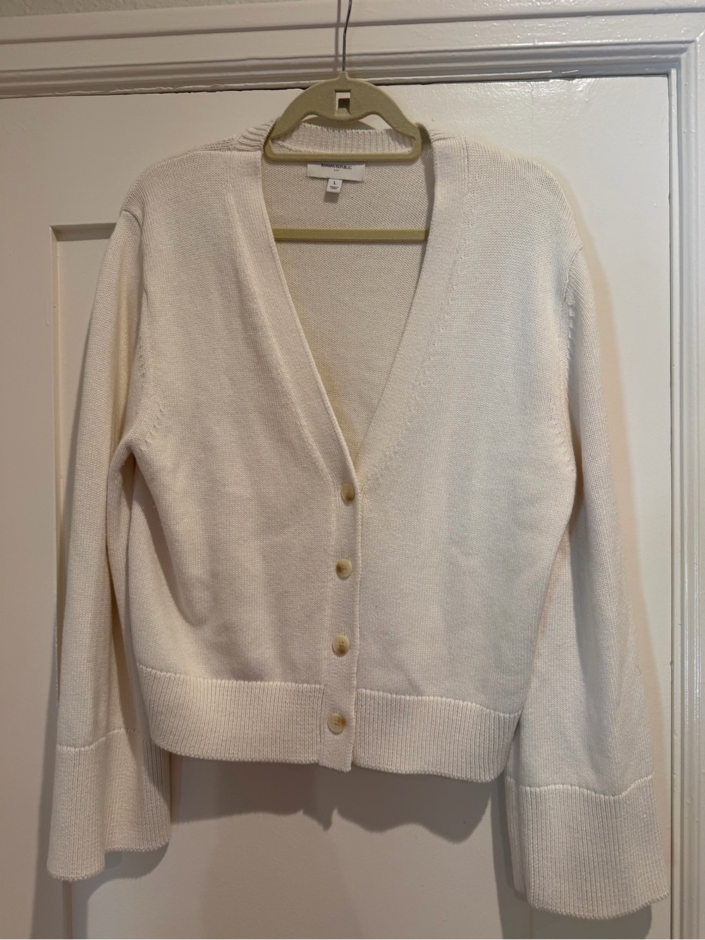 Banana Republic Cream V-Neck Button Cardigan